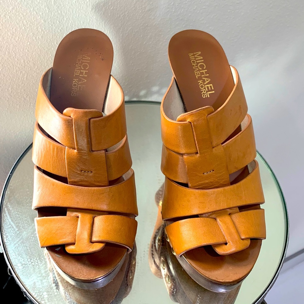 Shoes - Picture 2 of 2